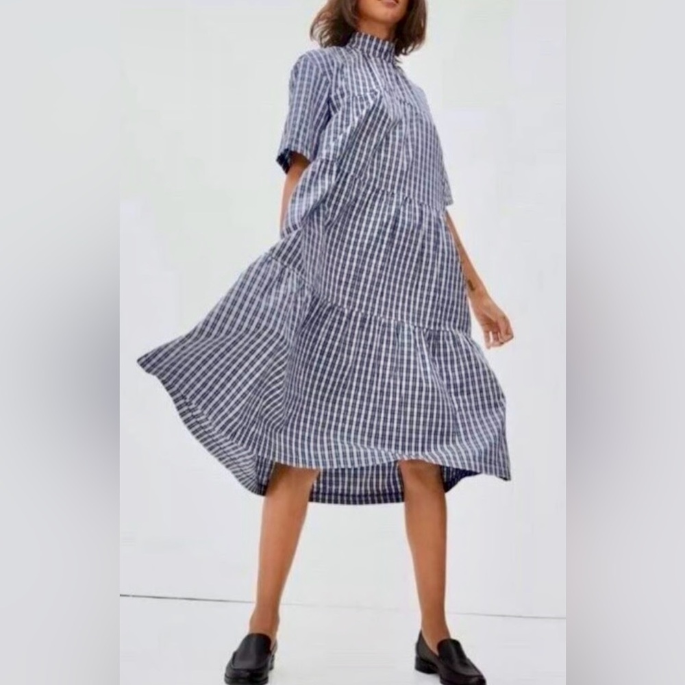Everlane Short Sleeve Tiered Mocked Neck Midi Dress in Navy + Light Blue Plaid